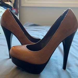 BAKERS, vintage heel shoes.